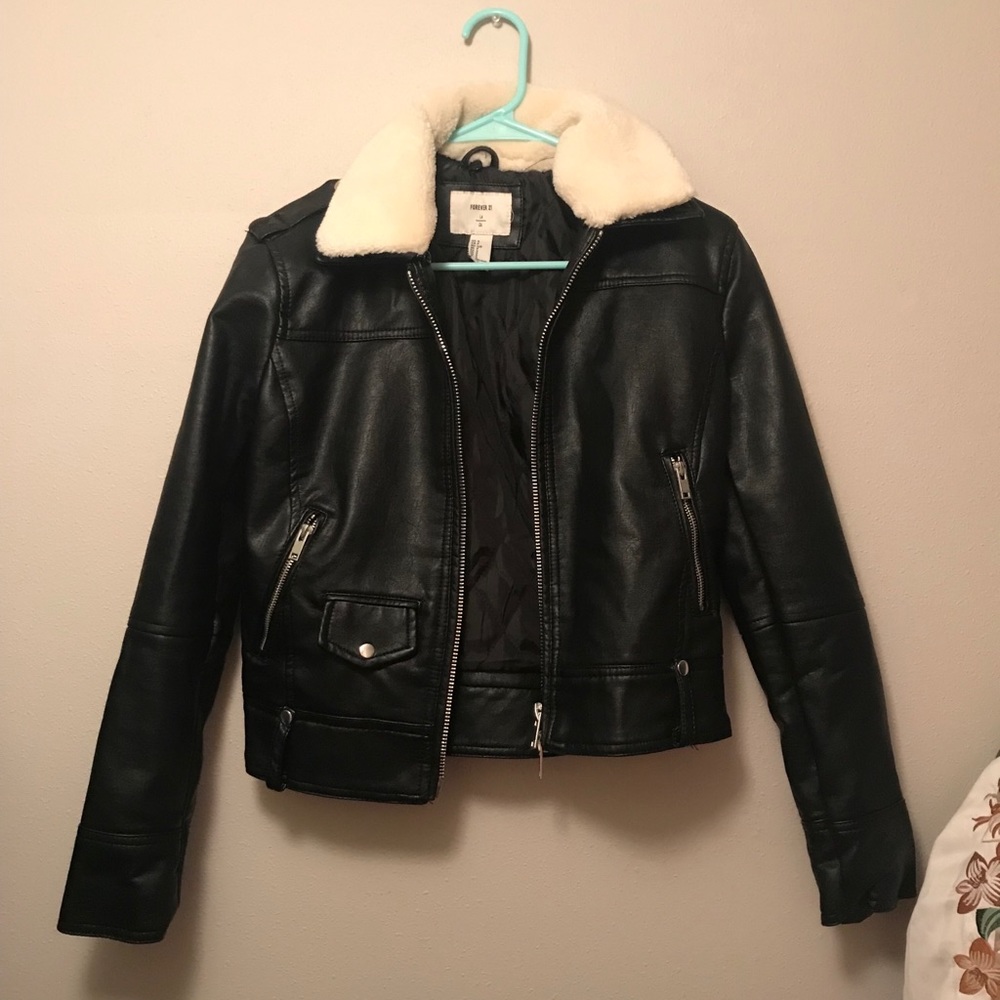 NWOT leather jacket ⭐️